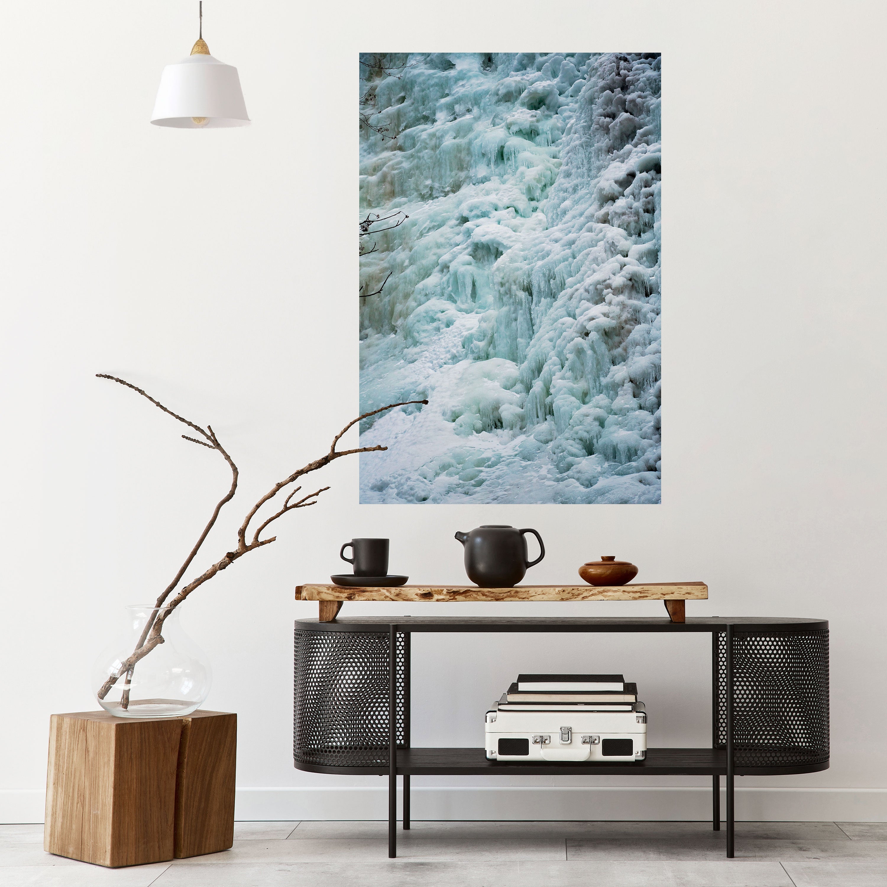 Affiche verticale autocollante « FROSTED WHISPERS »