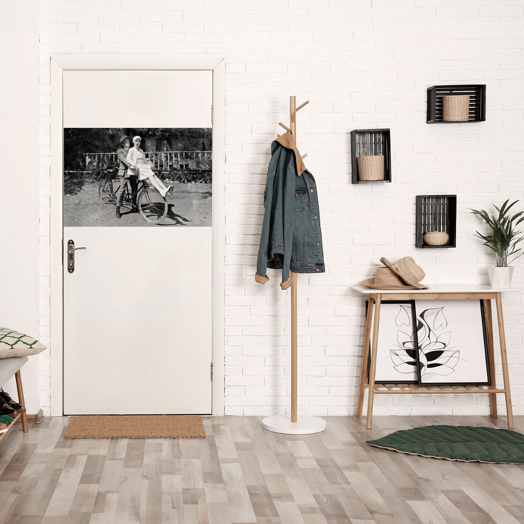 Affiche horizontale autocollante « À TRAVERS LE TEMPS »