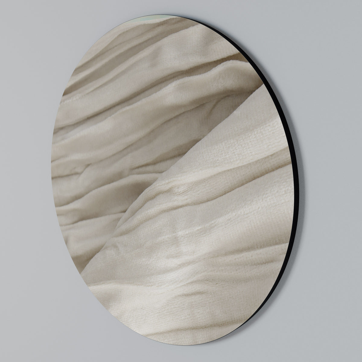 SERENE FOLDS Round Wall Art