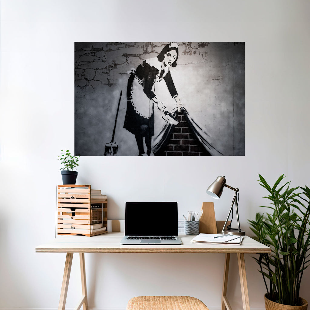 Affiche horizontale autocollante « SWEEPING UNDER » (BANKSY)