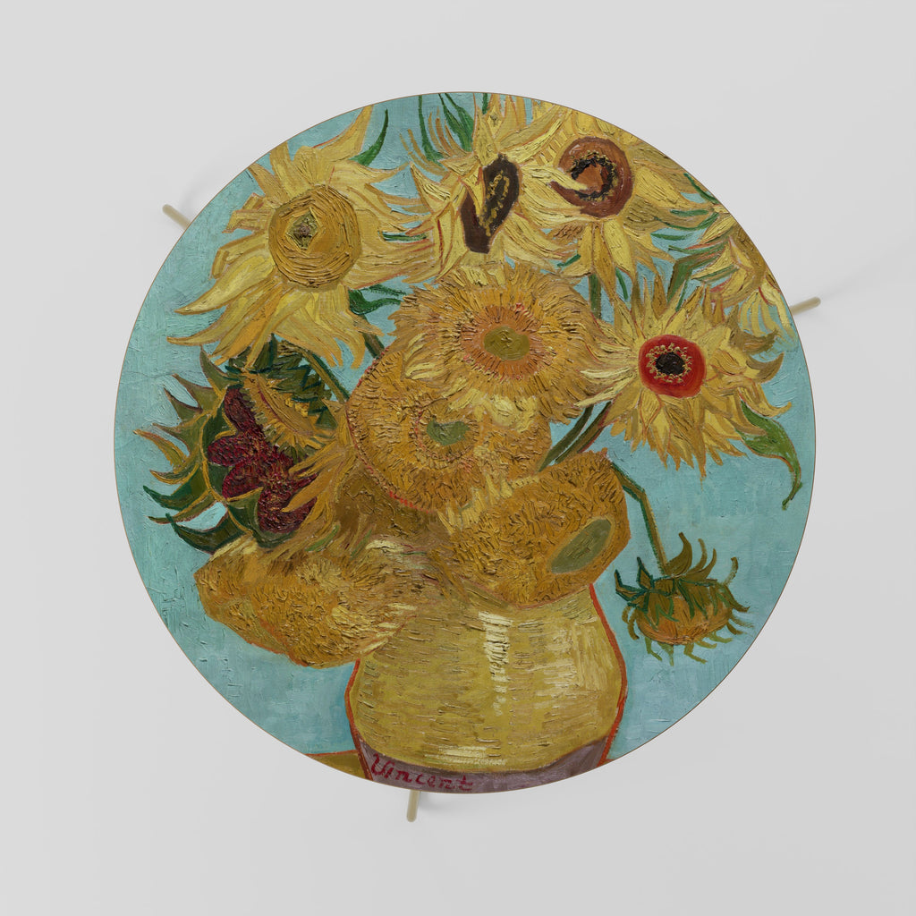 VASE AVEC DOUZE TOURNESOLS Table basse 69