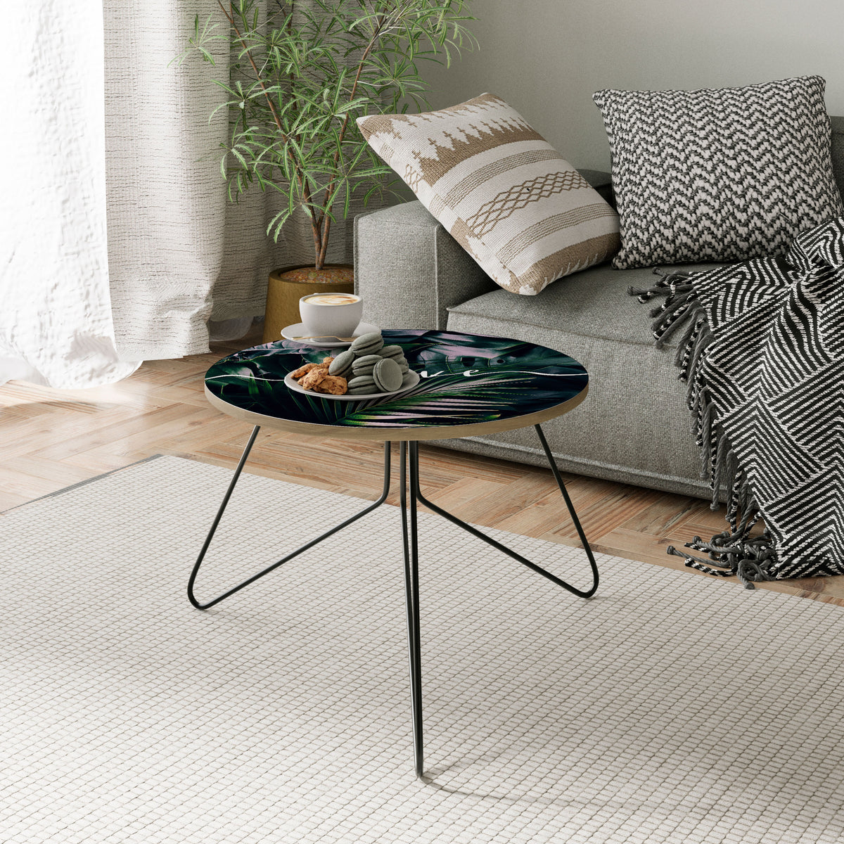LOVE IN LEAVES Coffee Table