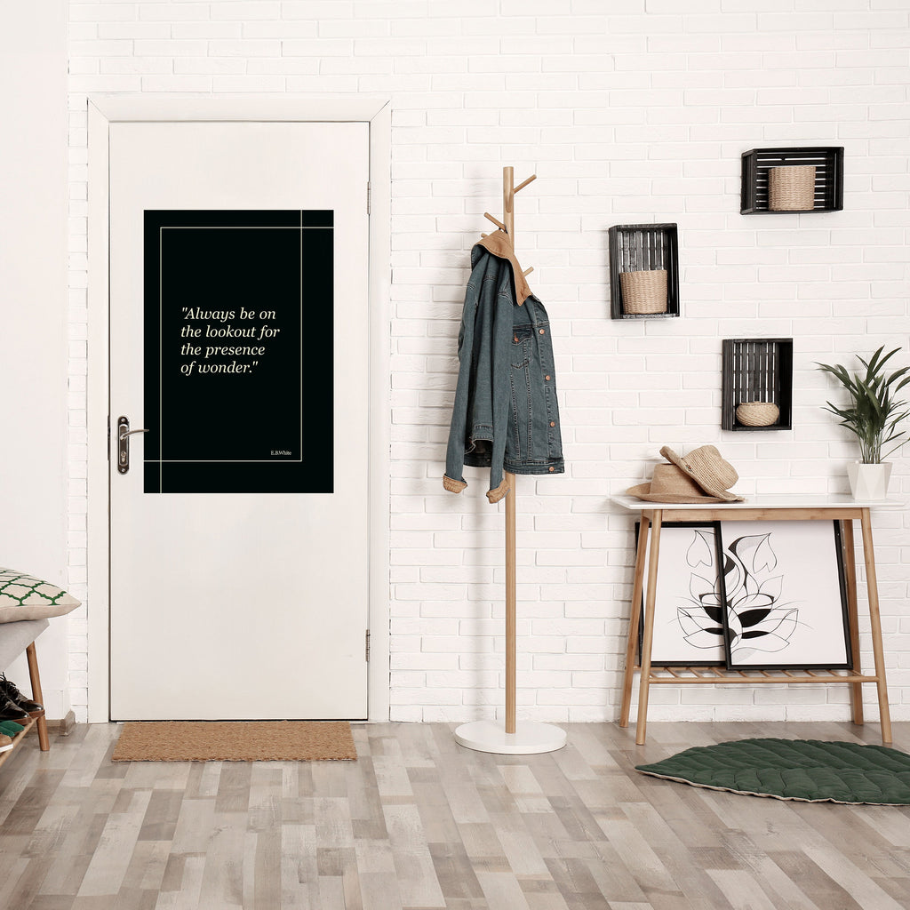 Affiche verticale autocollante WONDERS DÉVOILÉES