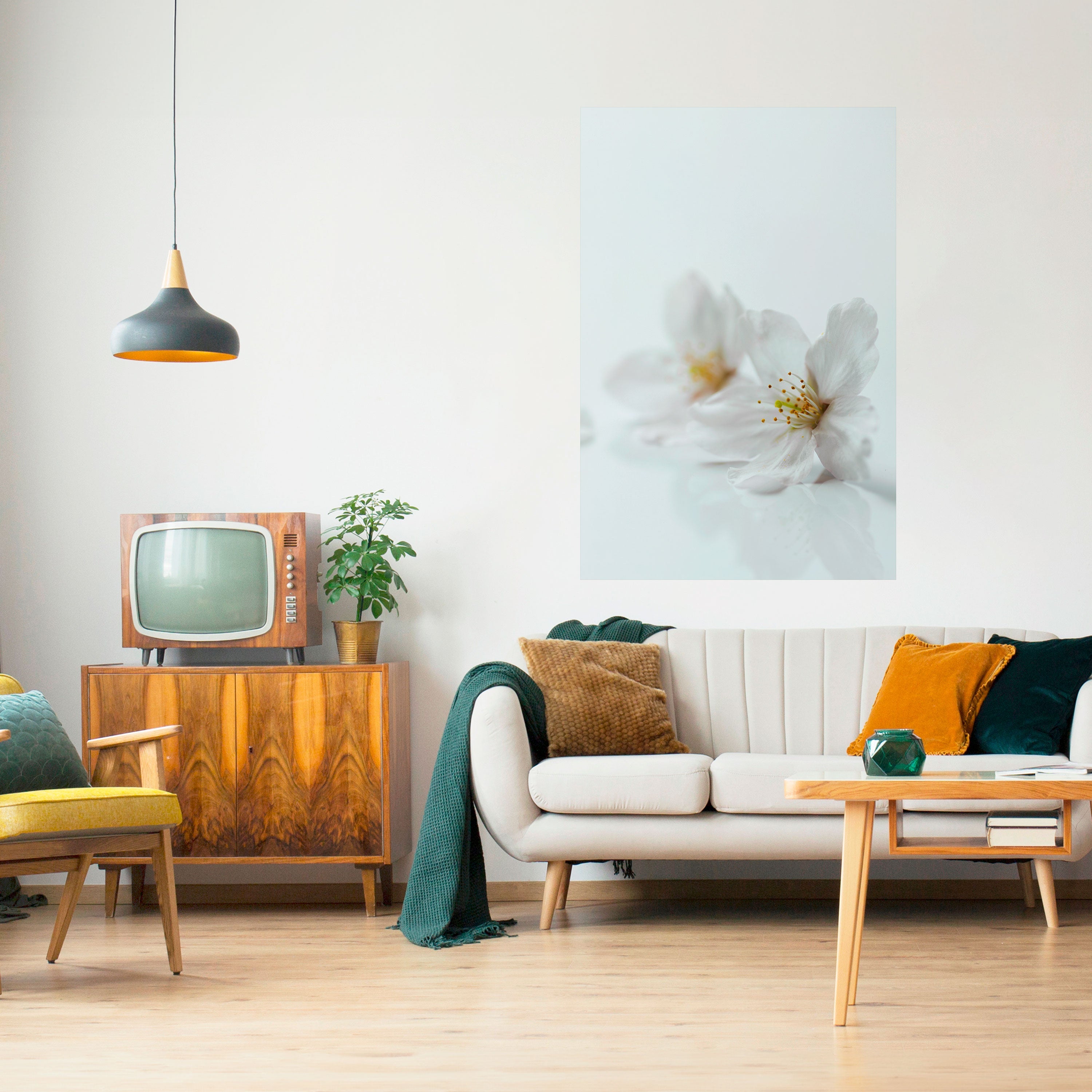 Affiche verticale autocollante « Pétales blancs fugaces »