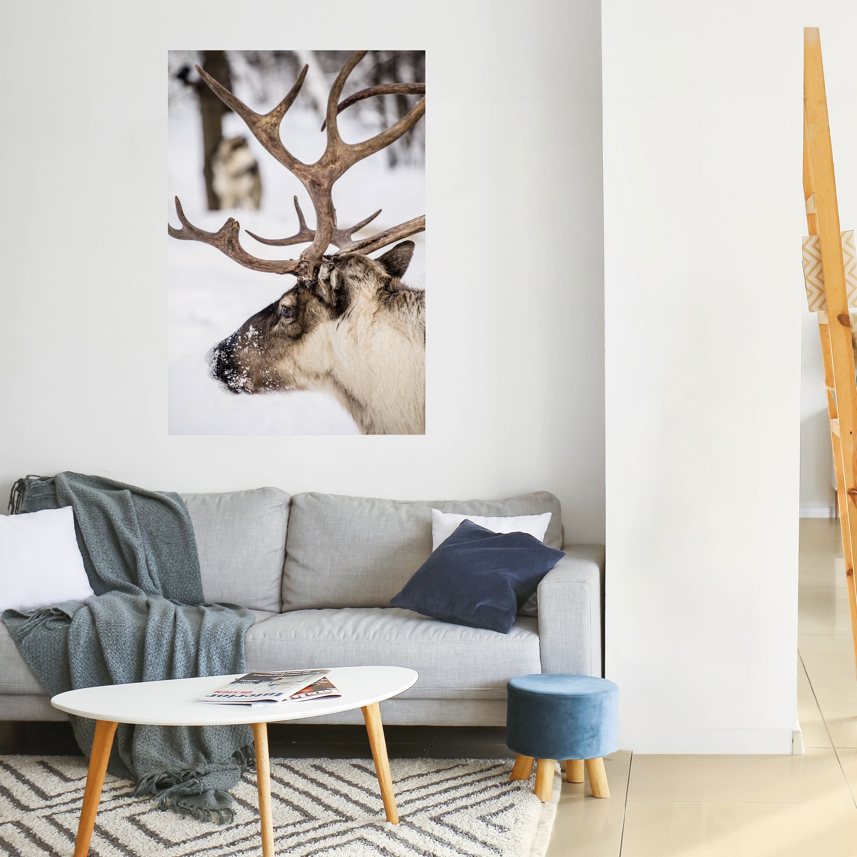 Affiche verticale autocollante « Whispers of Frost »