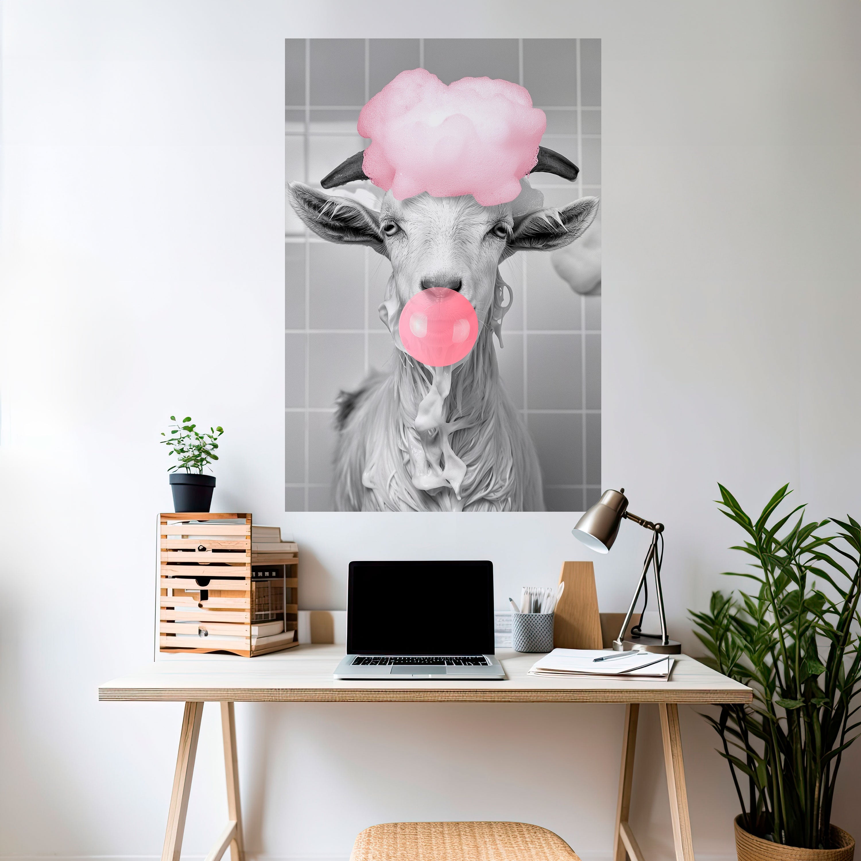 Affiche verticale autocollante « BUBBLEGUM BOVINE BLISS »