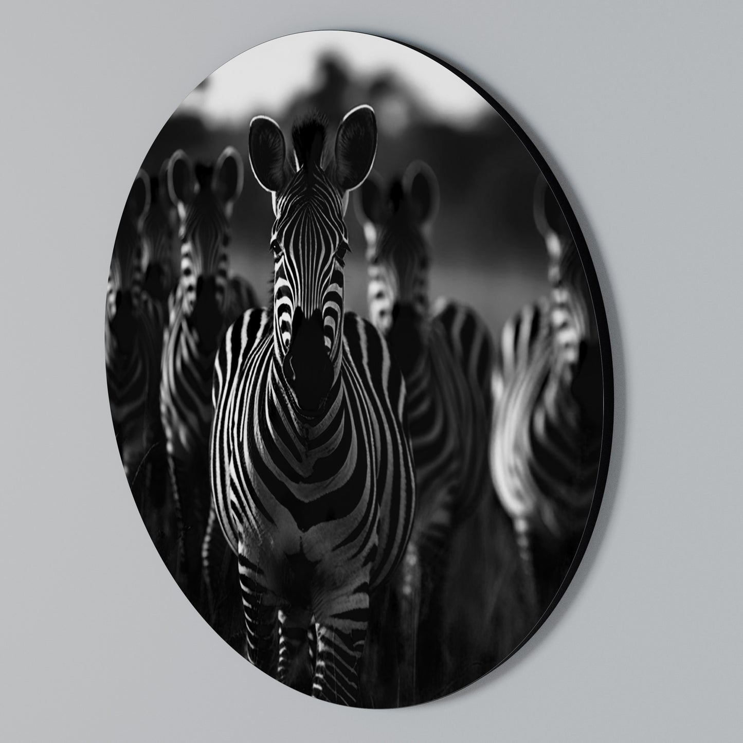 STRIPED SYMPHONY SAGA Round Wall Art