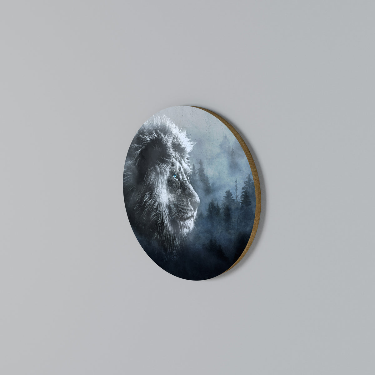 FROSTED ROYALTY Round Wall Art