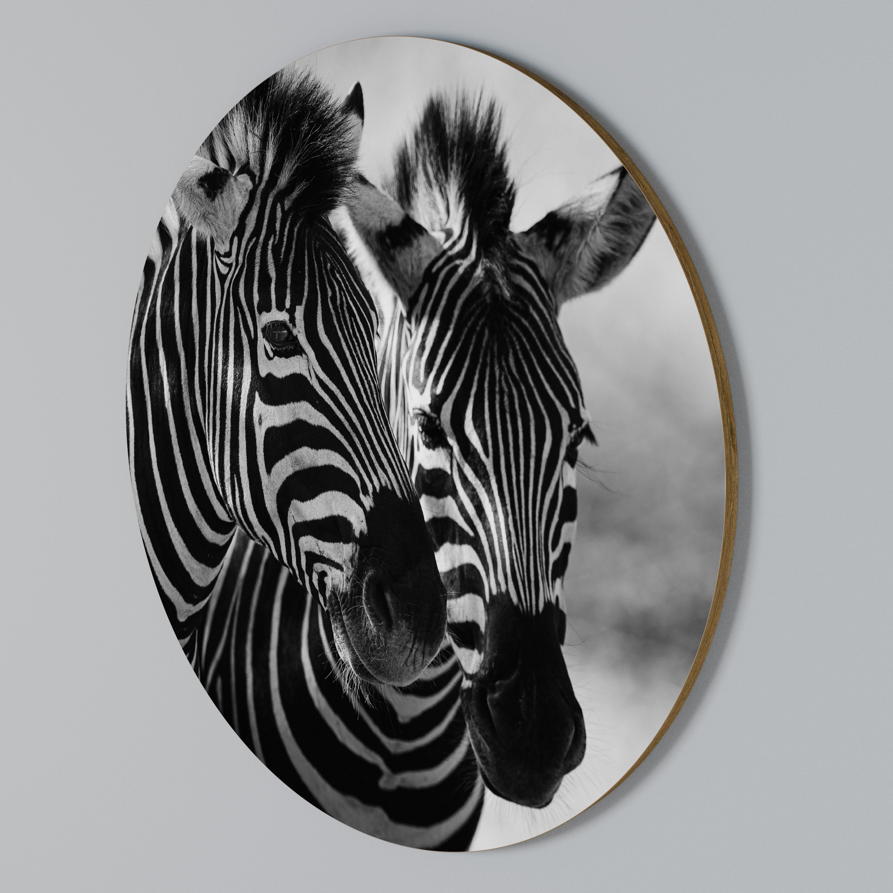 STRIPED SYMPHONY Round Wall Art